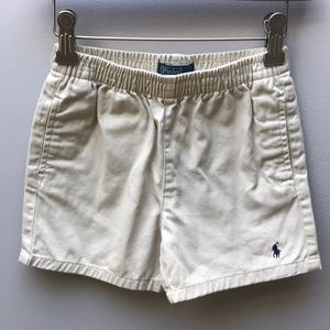 Kids shorts. 3T
